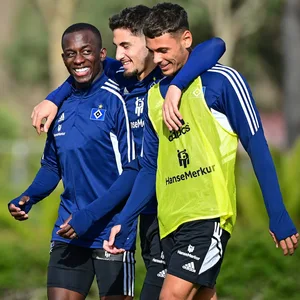 Jean-Luc Dompé, Ludovit Reis und William Mikelbrencis (von links) in Sotogrande