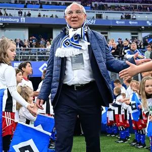 Felix Magath im Volksparkstadion beim 40. Jubiläum der Landesmeister-Mannschaft von 1983