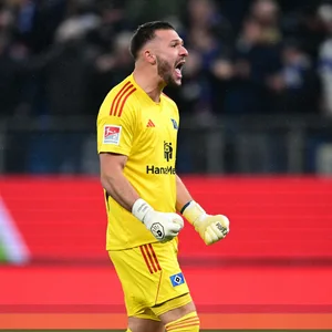 Daniel Heuer Fernandes ballt die Fäuste.