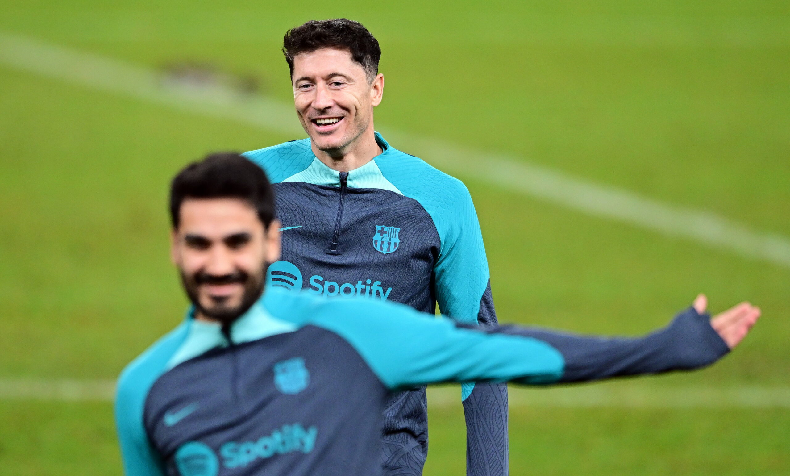Ilkay Gündogan und Robert Lewandowski sind mit dem FC Barcelona zu Gast in Hamburg.