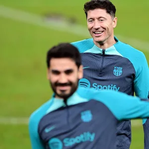 Ilkay Gündogan und Robert Lewandowski sind mit dem FC Barcelona zu Gast in Hamburg.