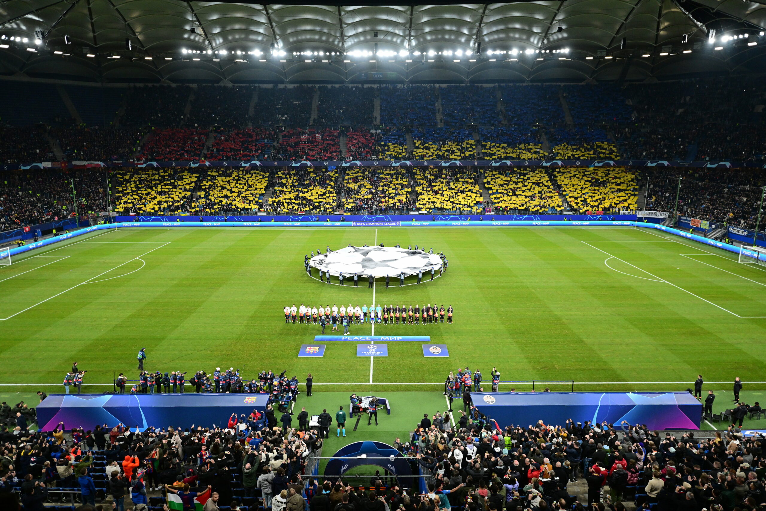 Schachtar Donezk trägt seine Heimspiele der Champions League im Volksparkstadion aus.