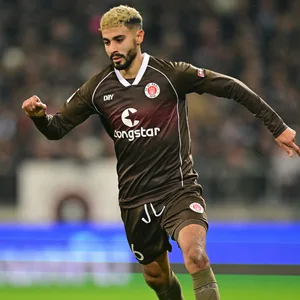Elias Saad spielt für St. Pauli