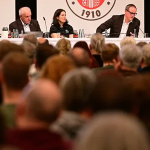 Auf der Mitgliederversammlung des FC St. Pauli wurden viele Themen besprochen