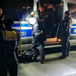 Schwerpunkteinsatz am Hauptbahnhof, mehr als 100 Sicherheitskräfte im Einsatz