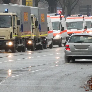 Großübung in Hamburg – Konvois mit Blaulicht in Hamburg unterwegs