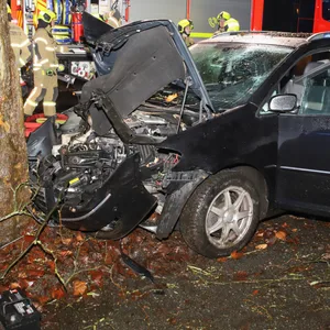 Bei einem Unfall in Rellingen wurde ein 44-Jähriger schwer verletzt.