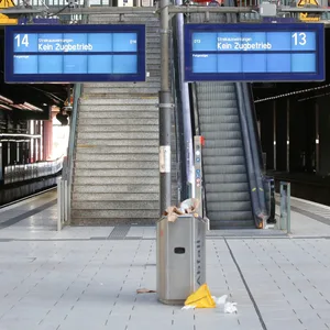Der Hamburger Hauptbahnhof während eines Warnstreiks (Archivild)