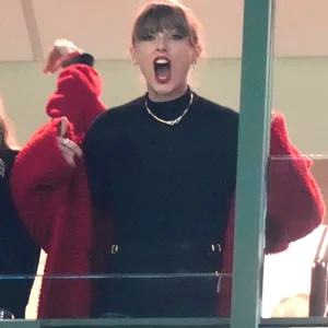 Taylor Swift und Brittany Mahomes