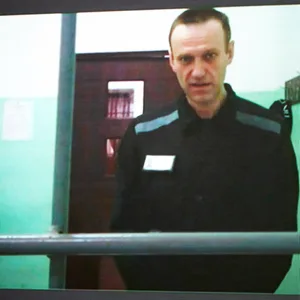 Dieses Foto einer Live-Übertragung zeigt Alexej Nawalny, Oppositionspolitiker aus Russland, während einer Anhörung vor dem Obersten Gerichtshof.