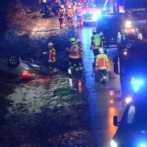 Ein schwerer Unfall mit vier Verletzten sorgte am Freitag für einen Großeinsatz auf der A24.