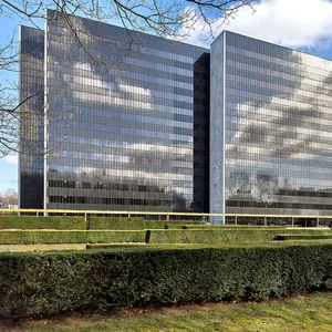 Architektur-Ikone in der Hamburger City Nord: Das Vattenfall-Gebäude von Arne Jacobsen soll saniert werden.