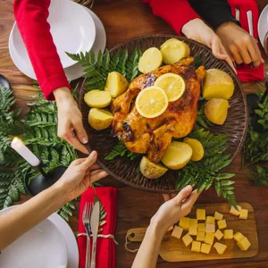 Weihnachtsessen auf dem Tisch