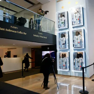 Sechs Messi-Trikots von der WM 2022 wurden versteigert.