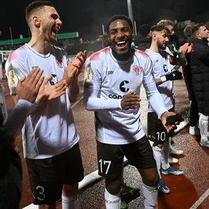 Gute Laune bei den St.Pauli-Profis.