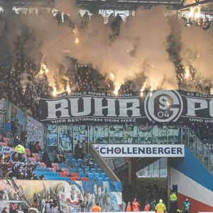 Gästeblock des FC Schalke 04 in Rostock