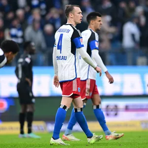 Ransford Königsdörffer, Sebastian Schonlau und Robert Glatzel sind enttäuscht