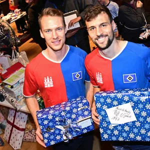 Sebastian Schonlau neben Jonas Meffert