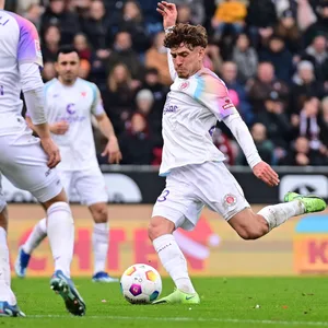 Philipp Treu im Spiel gegen Wehen Wiesbaden