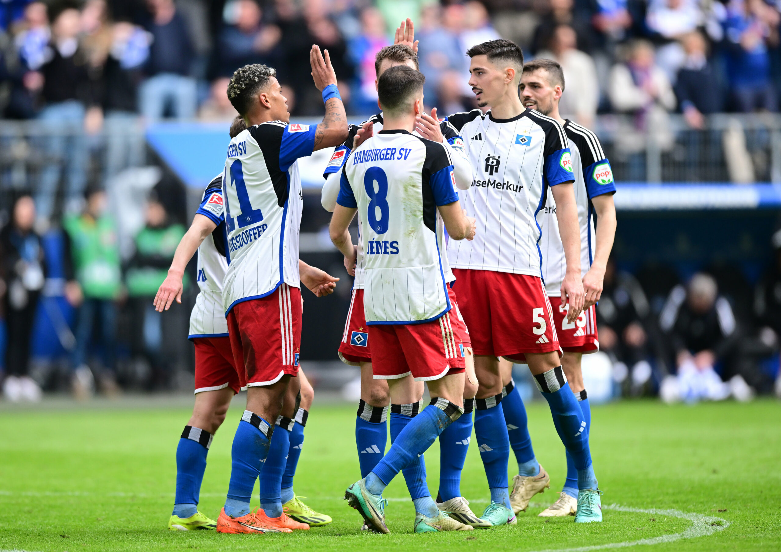 Die HSV-Profis profitierten gegen Wehen Wiesbaden von einer Top-Taktik des Trainers.
