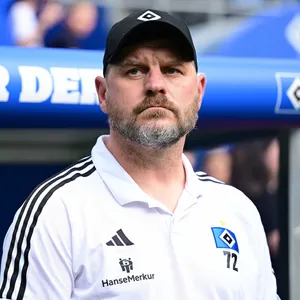 HSV-Trainer Steffen Baumgart im Derby