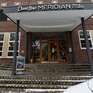 Im Kreuzfeuer der Kritik: Das Luxus-Wellness Spa David Lloyd Meridian. Nun berichten Kunden des Clubs an der Quickbornstraße über eklatante Mängel. „Premium ist nur noch der Preis", so ein Kunde.