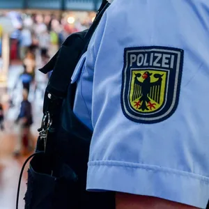 Erst seit drei Tagen aus der Haft entlassen – Ladendieb im Hauptbahnhof festgenommen und wieder ins Gefängnis gebracht.