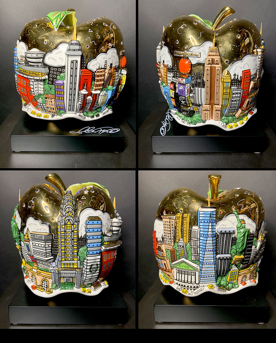 Der „Apfel“ aus Porzellan zeigt die Skyline von New York.