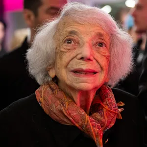 Die Holocaust-Überlebende Margot Friedländer richtet sich mit eindringlicher Warnung an die Deutschen.