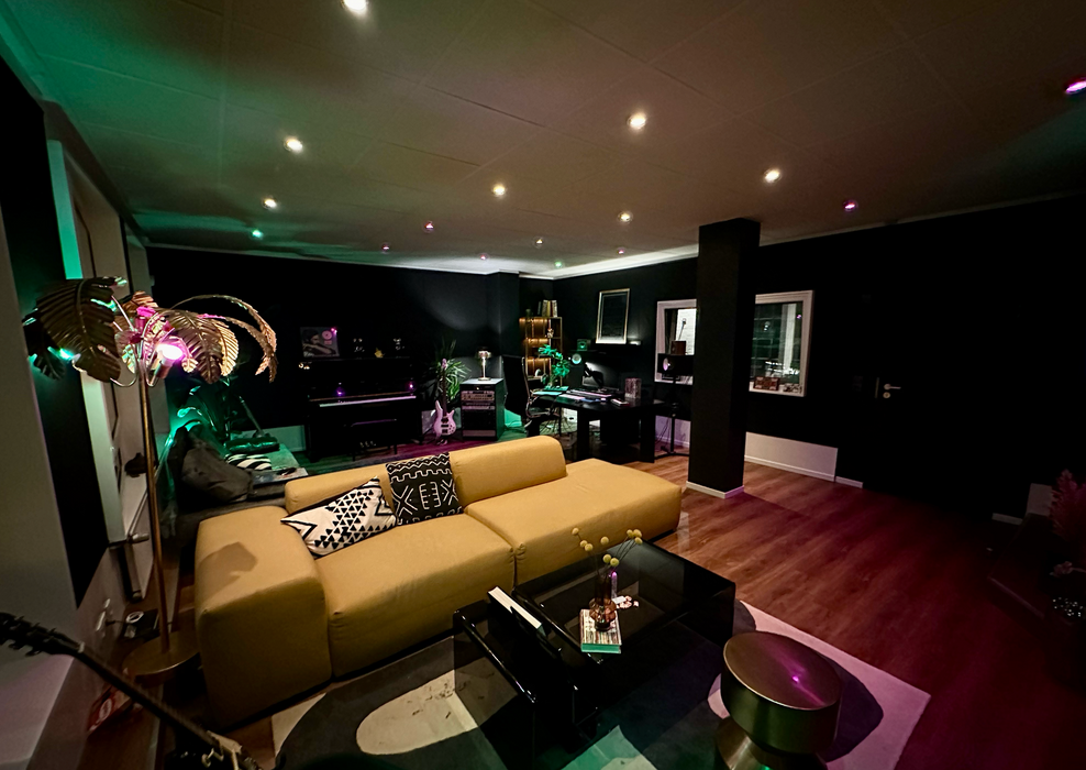 HOOKED Music Studio
