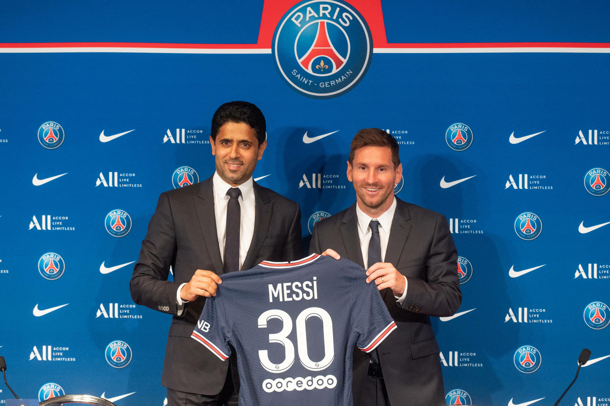 Nasser Al-Khelaifi und Lionel Messi