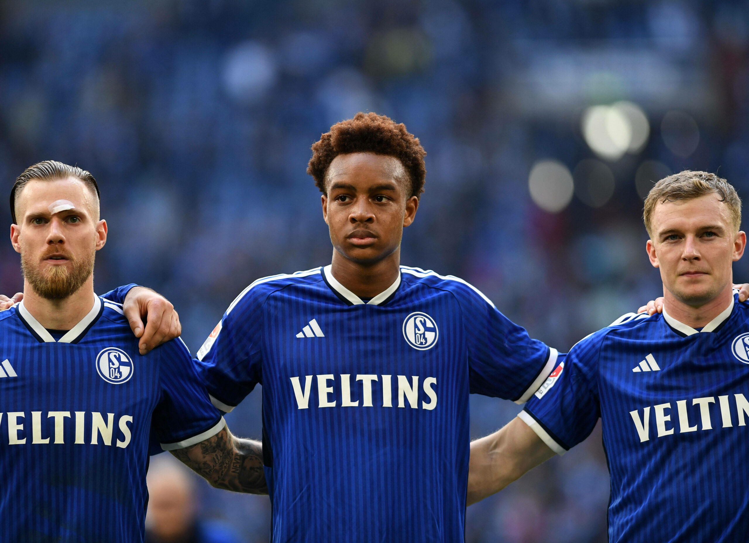 Assan Ouedraogo im Schalke Trikot
