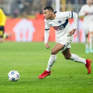 Mbappé am Ball gegen Dortmund
