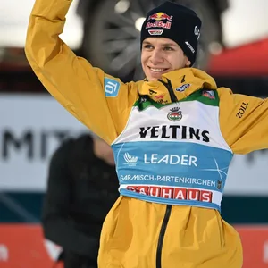 Andreas Wellinger jubelt