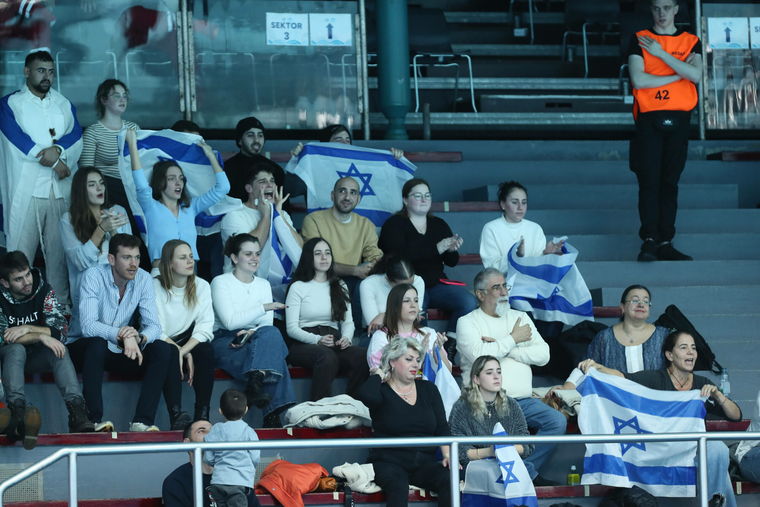 Israelische Fans auf der Tribüne