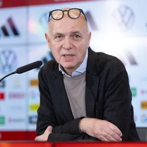 Bernd Neuendorf bei einer Pressekonferenz