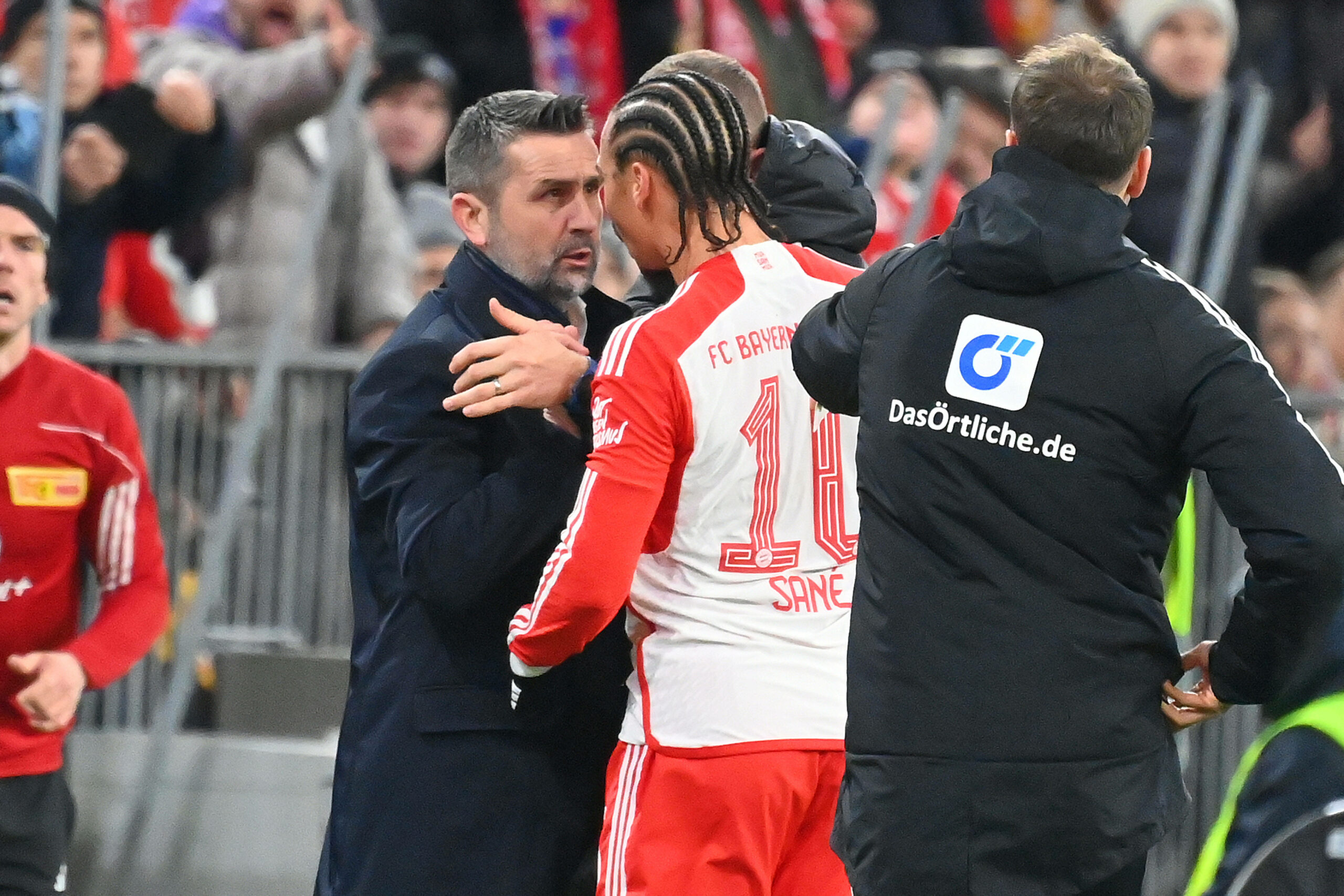 Nenad Bjelica und Leroy Sané bäumen sich voreinander auf