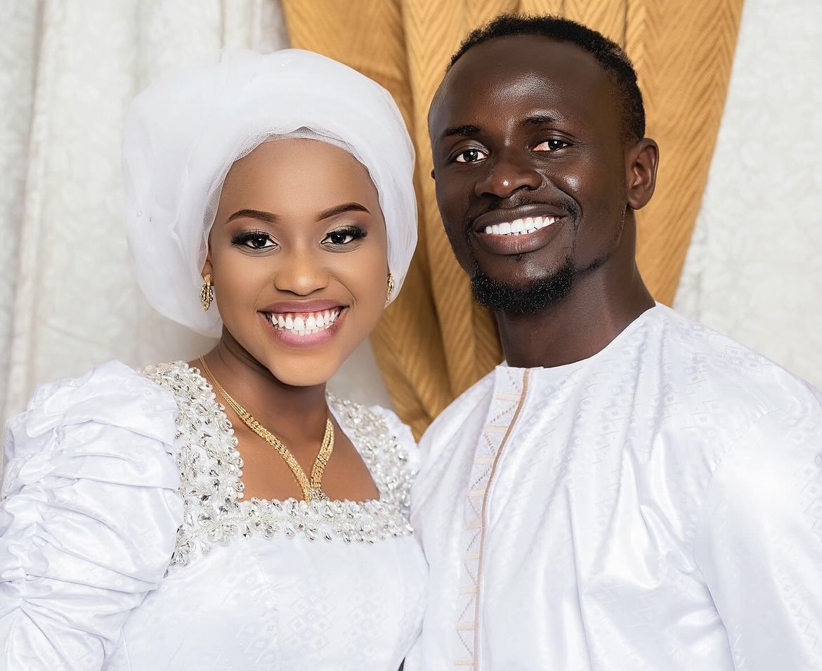 Eines der Hochzeitsfotos von Sadio Mané und seiner 18-jährigen Frau Aisha Tamba.