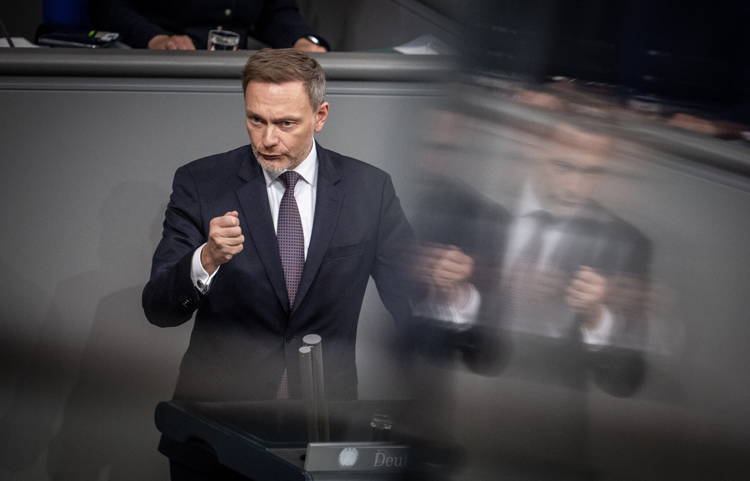 Christian Lindner (FDP) sieht den „spitzenmäßigen Lebensstandard“ in Deutschland bedroht.