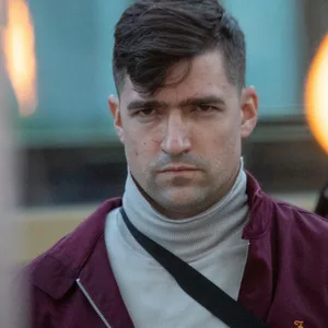 Der Rechtsextremist Martin Sellner (35) will sich gegen ein mögliches Einreiseverbot juristisch wehren.