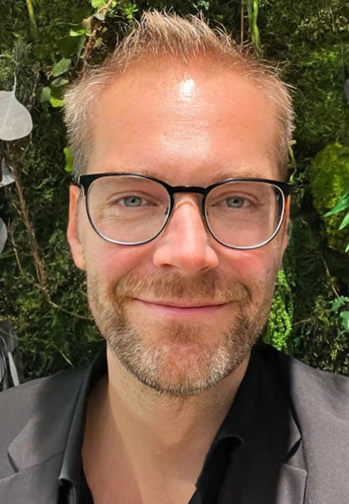 Experte am Lesertelefon: Thiemo de Vries von der AOK Rheinland-Hamburg.