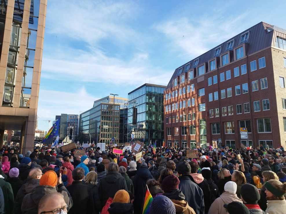 Anti AfD Demo Ludwig erhard Straße