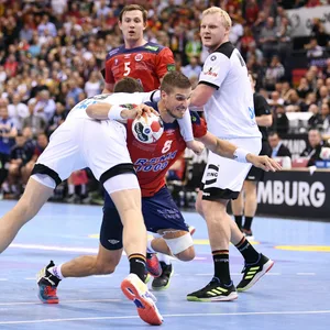 Finn Lemke gegen Bjarte Myrhol bei der WM 2019