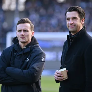 Sportdirektor Claus Costa (l.) und Sportvorstand Jonas Boldt
