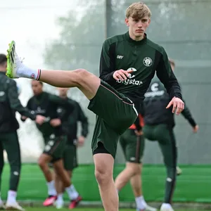 Aljoscha Kemlein im Training des FC St. Pauli