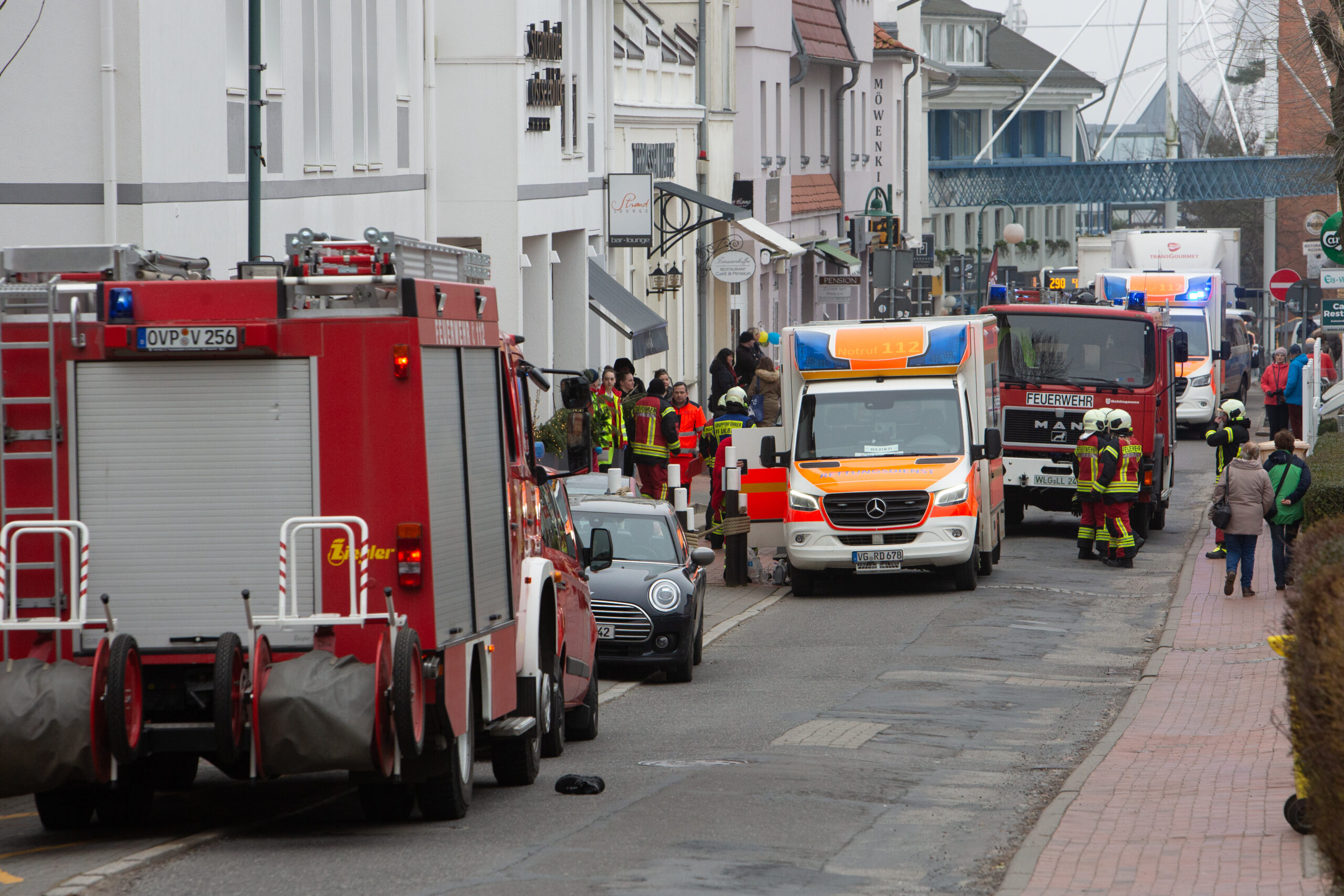 Kohlenmonoxid alarm in Hotel auf Usedom – mehrere Verletzte, ein Toter.