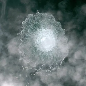 Das Nord Stream 1-Gasleck in der Ostsee, fotografiert von dem Satelliten Pléiades Neo.