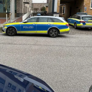 Nach mehreren Razzien: Wieder Polizeieinsatz in Thai-Bordell in barmbek-Süd