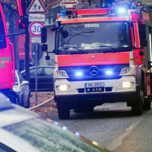 Feuer im U-Bahnhof Lübecker straße - Zugverkehr unterbrochen