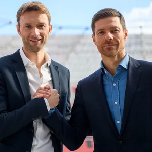Simon Rolfes und Xabi Alonso